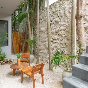 https://kanak-tulum.tulum-hotels.net